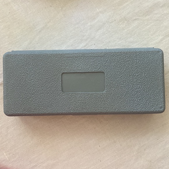 New.  Convenient Mini toolbox. - Picture 2 of 2